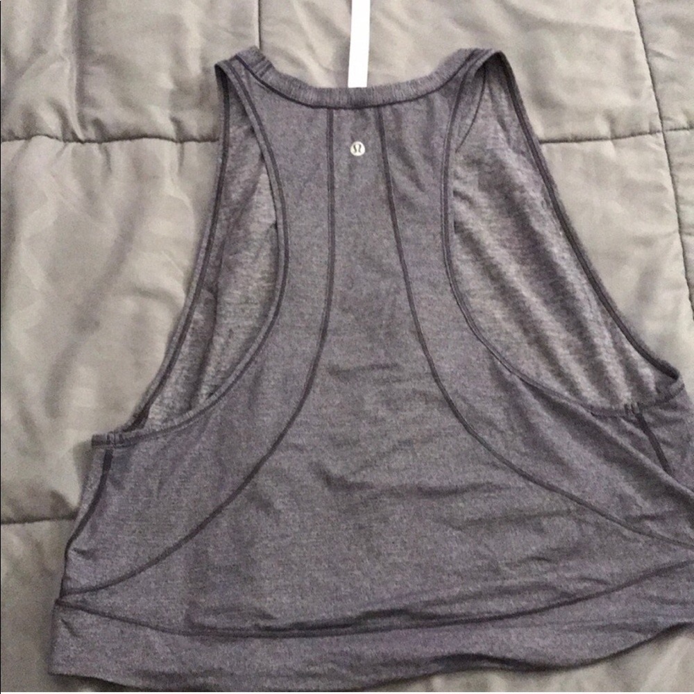 Brand new lululemon crop top